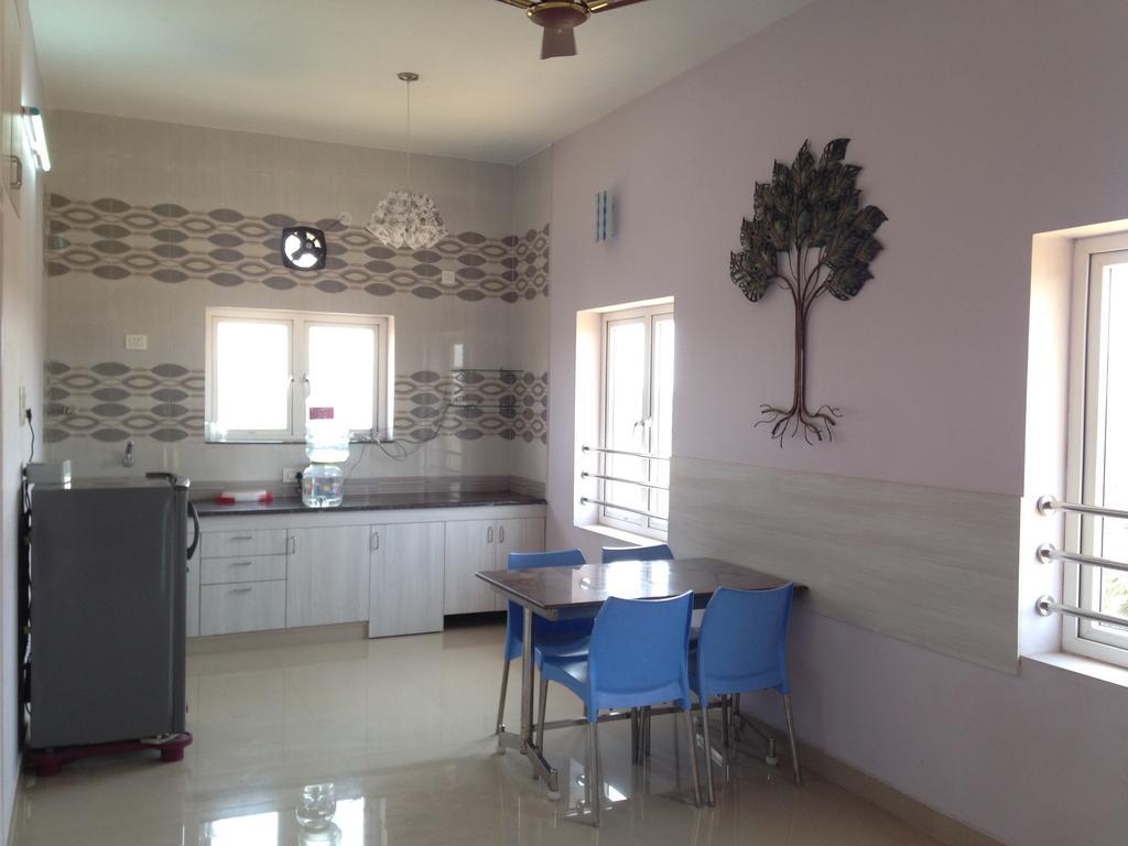 Oyo 4355 Goodland Inn Chennai Exterior foto